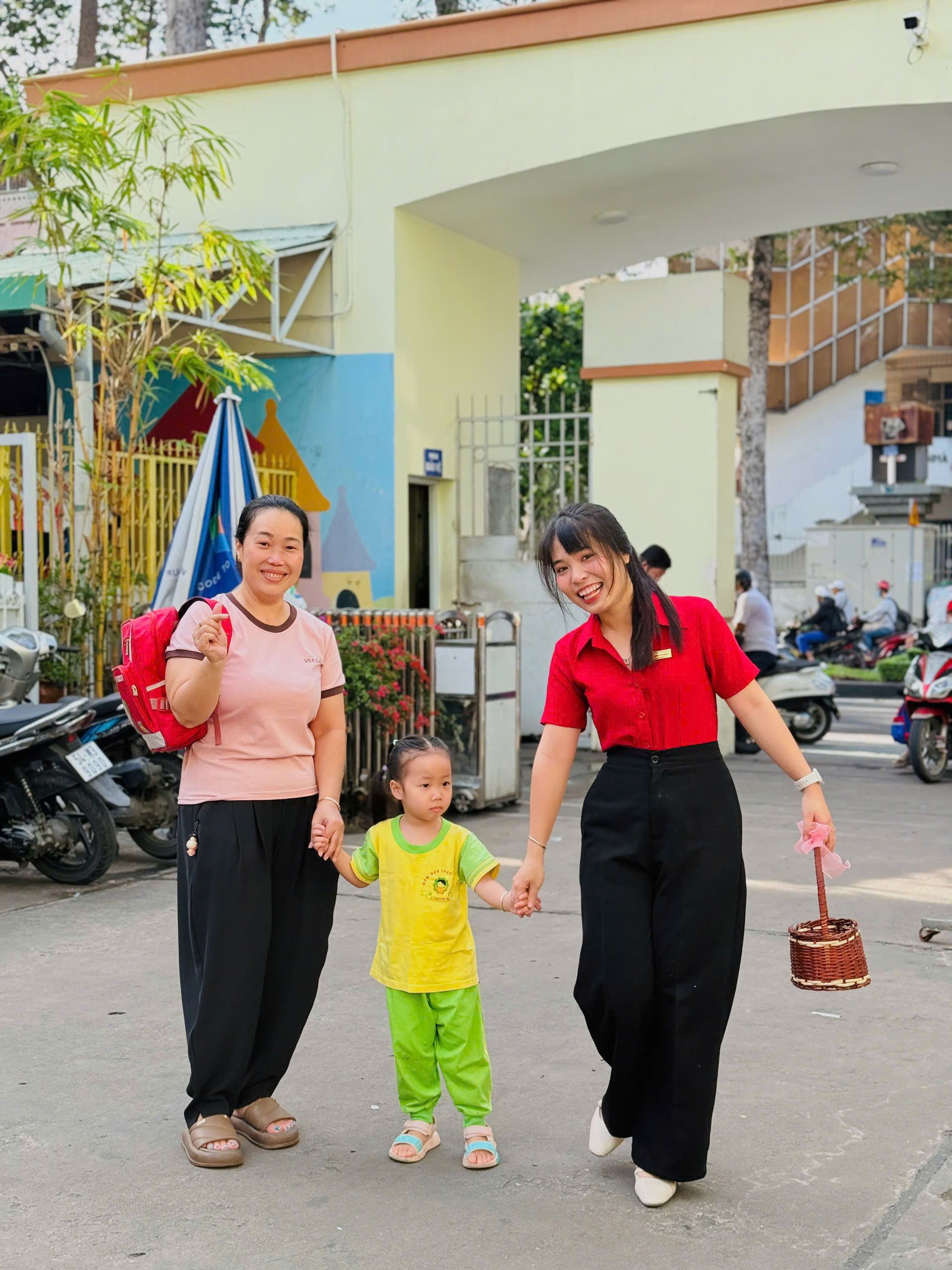Ngày hội “Bé vui đến trường”