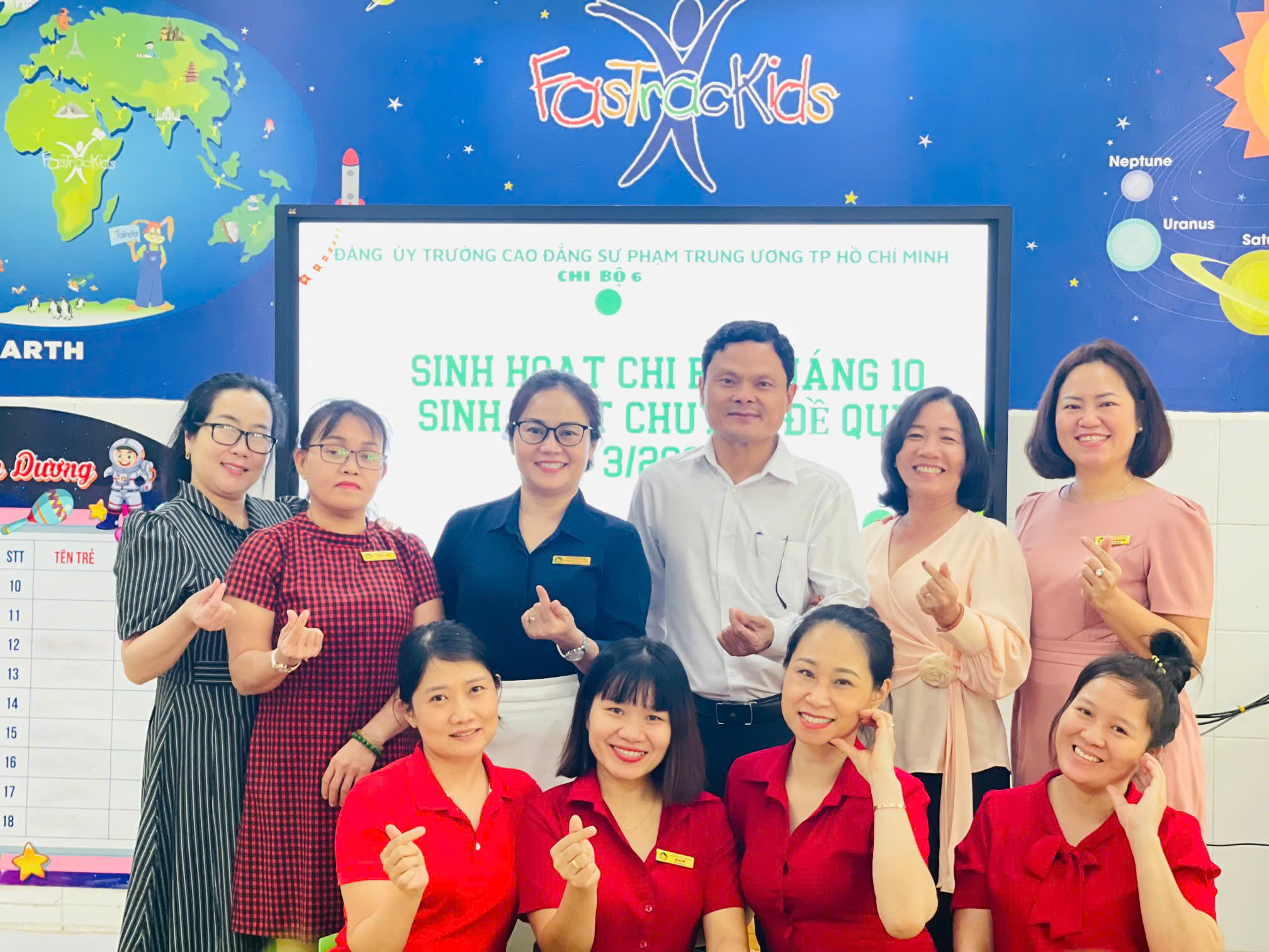 CHI BỘ 6: SINH HOẠT CHI BỘ ĐỊNH KỲ THÁNG 10 VÀ SINH HOẠT CHUYÊN ĐỀ QUÝ III/2025